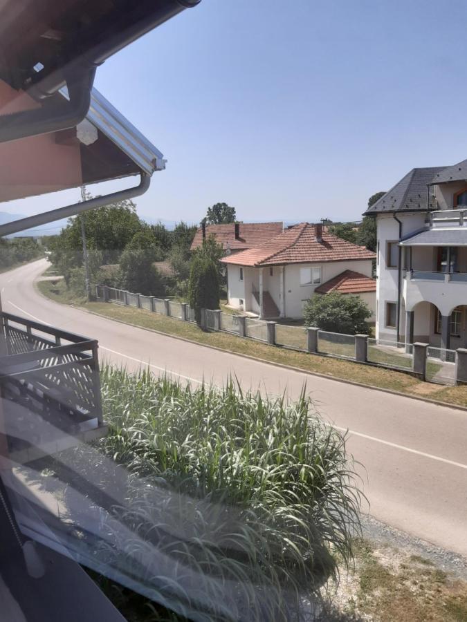 As Guesthouse Krzevici Exterior foto